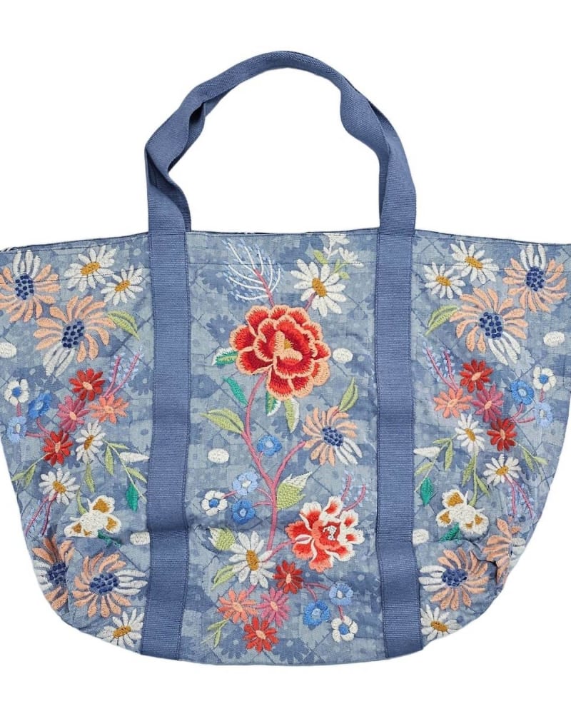 Front of a size O/S Women'S Marissa Beach Tote Bag in Multi in Multi by Johnny Was. | dia_product_style_image_id:330723